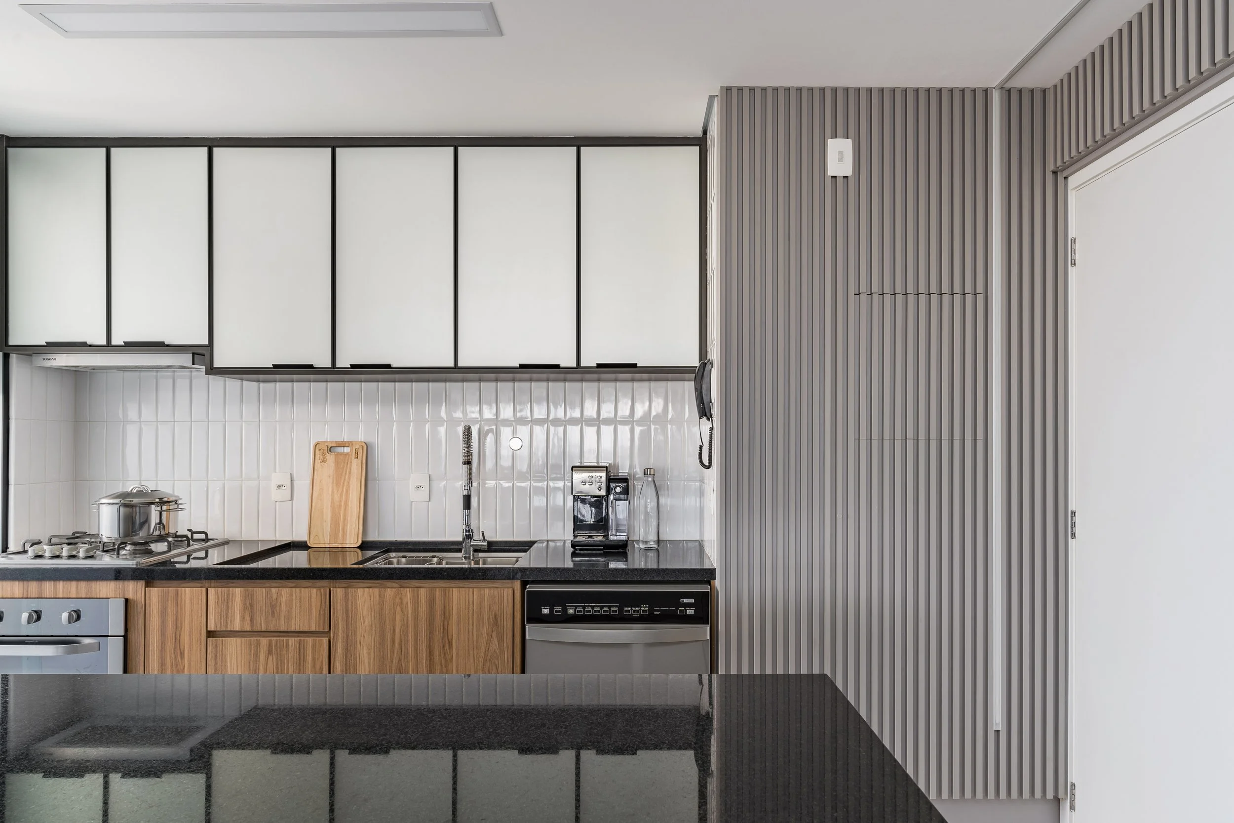 Fotografia do projeto Apartamento RM em Guarulhos — reforma e design de interiores por Lima Vari Arquitetos, São Paulo (imagem 5)