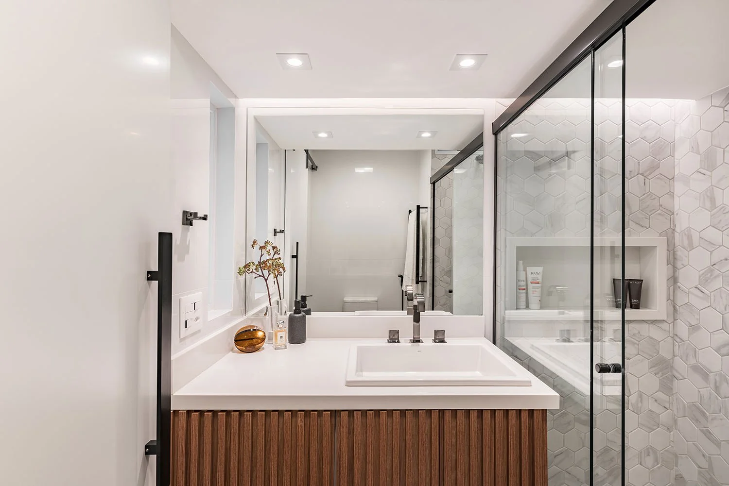 Fotografia do projeto Apartamento AB na Alameda Jaú, Jardins — reforma e design de interiores por Lima Vari Arquitetos, São Paulo (imagem 14)