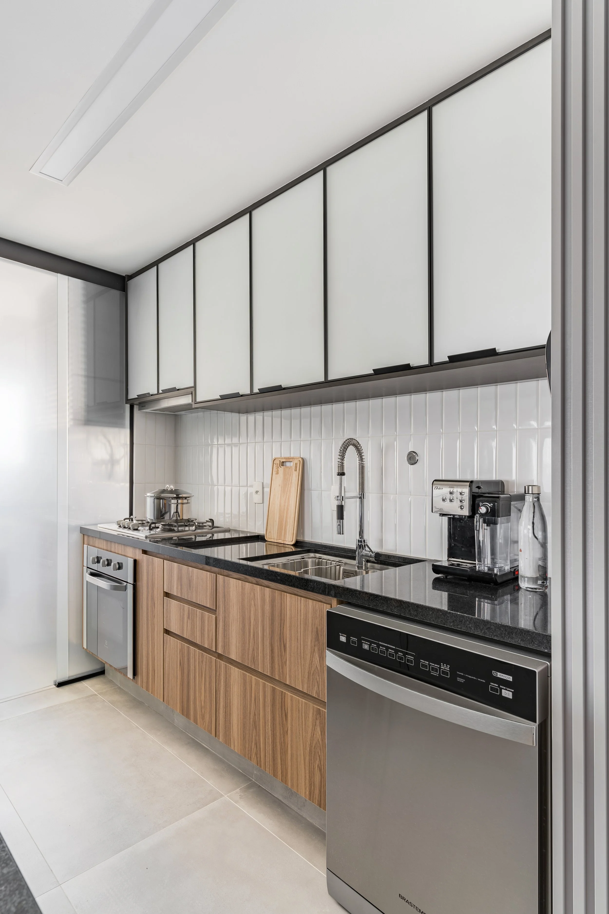Fotografia do projeto Apartamento RM em Guarulhos — reforma e design de interiores por Lima Vari Arquitetos, São Paulo (imagem 3)